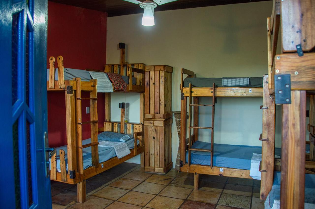 Chapada Backpackers Hostel Agencia Ленсойс Экстерьер фото