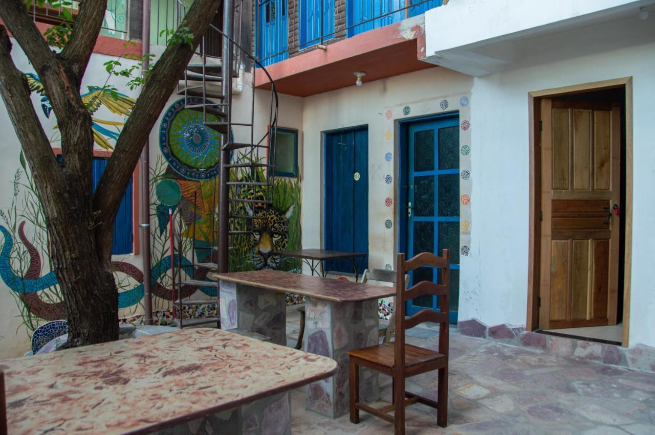 Chapada Backpackers Hostel Agencia Ленсойс Экстерьер фото