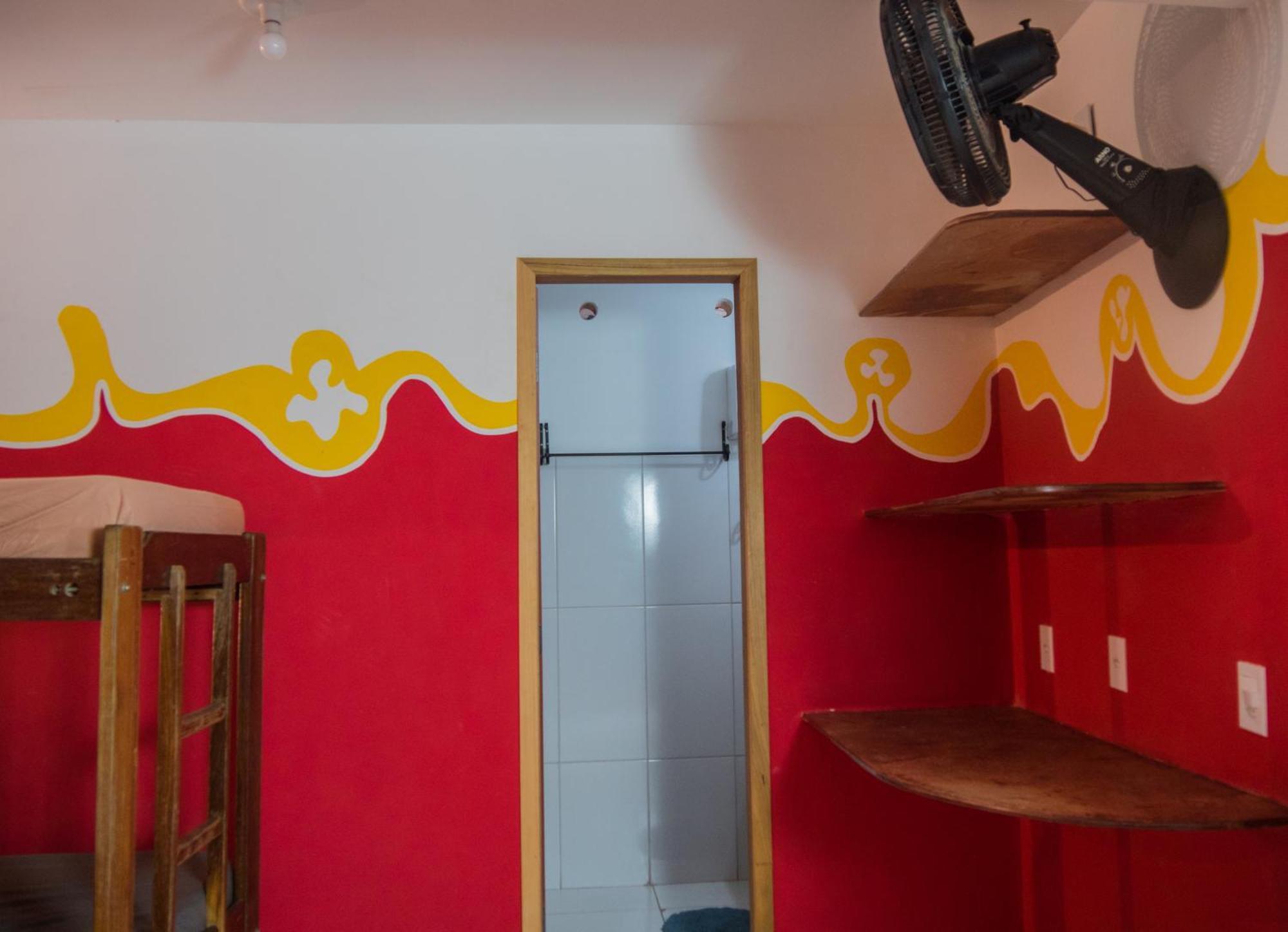 Chapada Backpackers Hostel Agencia Ленсойс Экстерьер фото