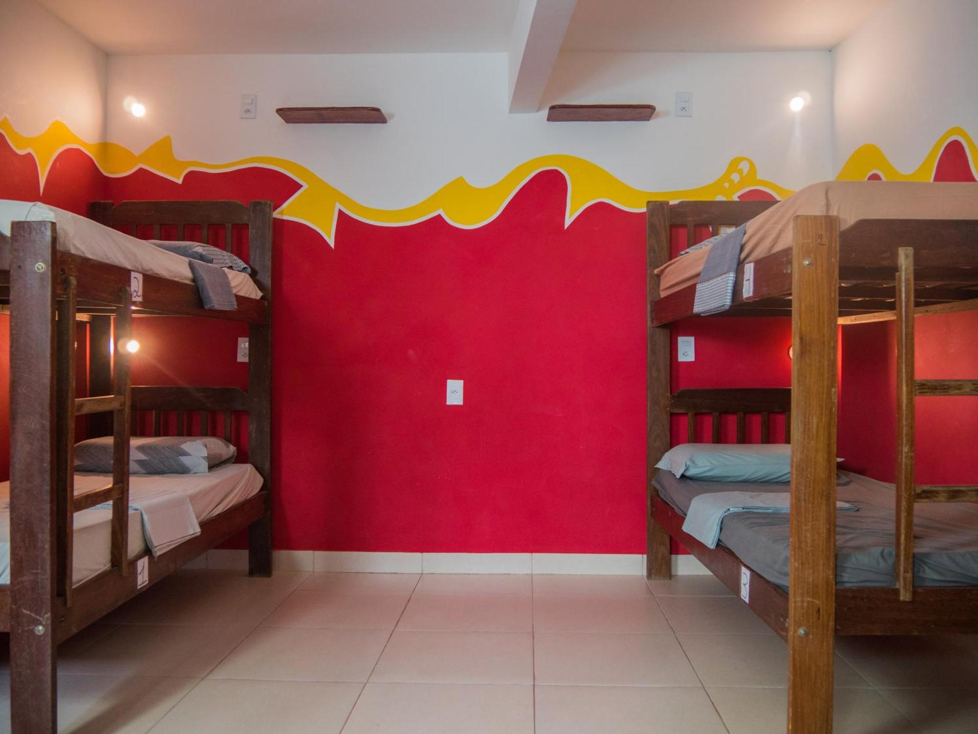 Chapada Backpackers Hostel Agencia Ленсойс Экстерьер фото