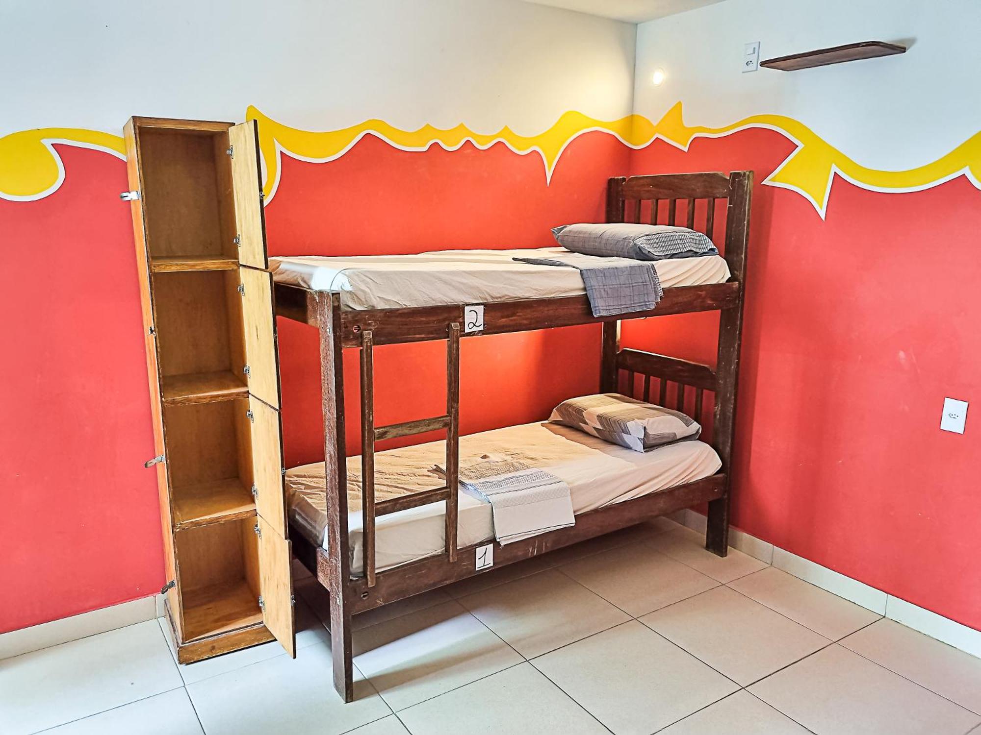 Chapada Backpackers Hostel Agencia Ленсойс Экстерьер фото
