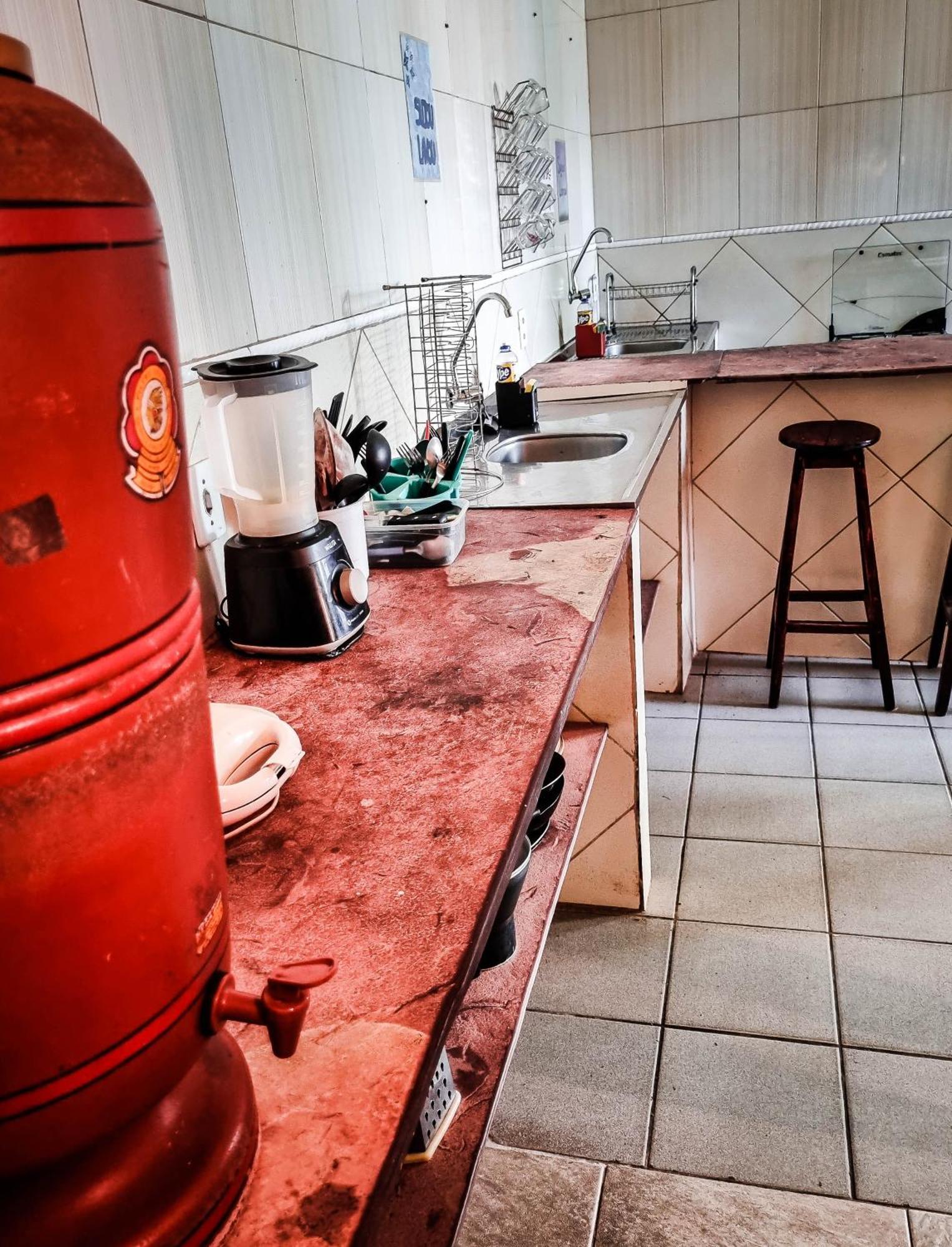 Chapada Backpackers Hostel Agencia Ленсойс Экстерьер фото