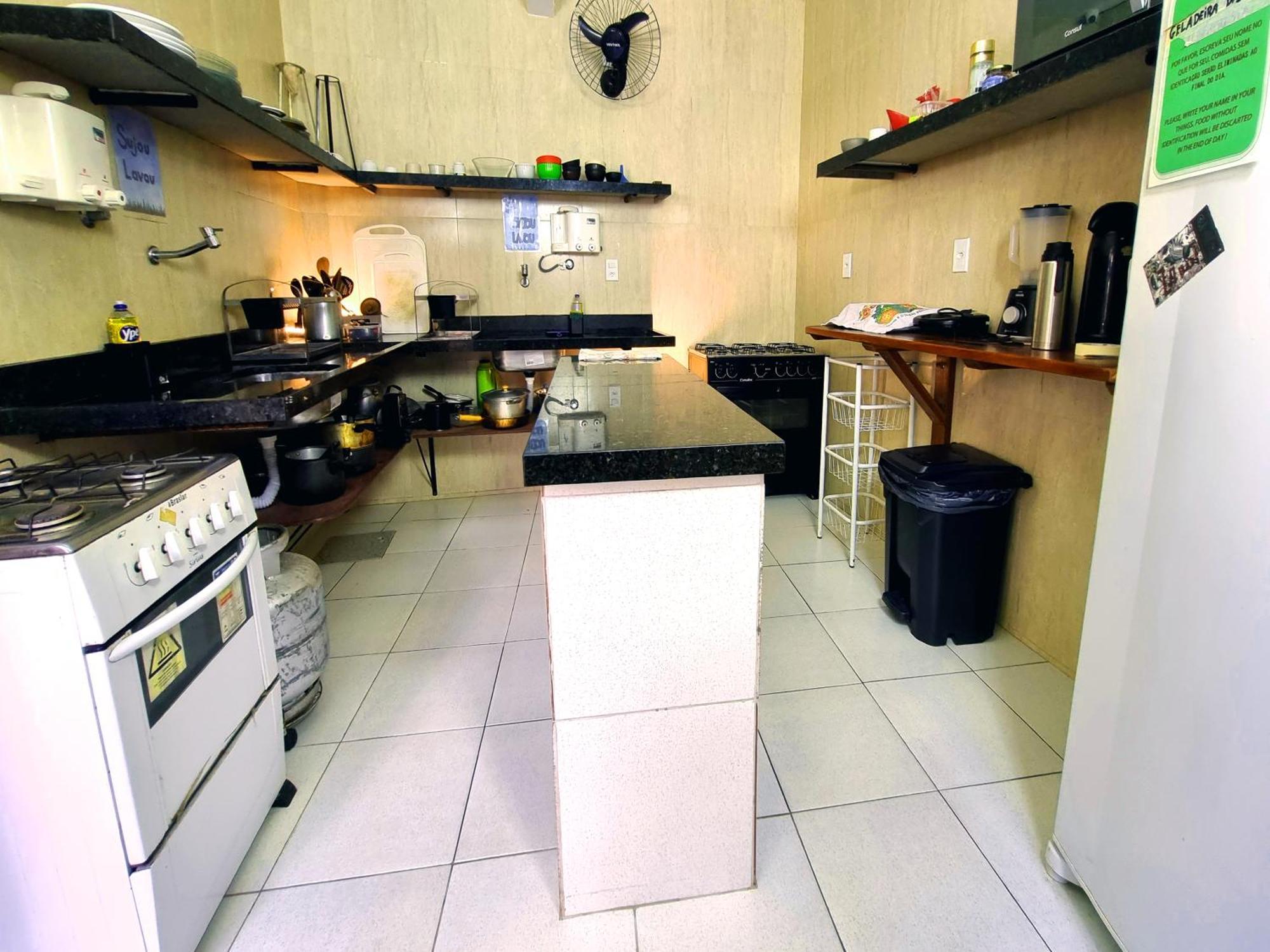 Chapada Backpackers Hostel Agencia Ленсойс Экстерьер фото