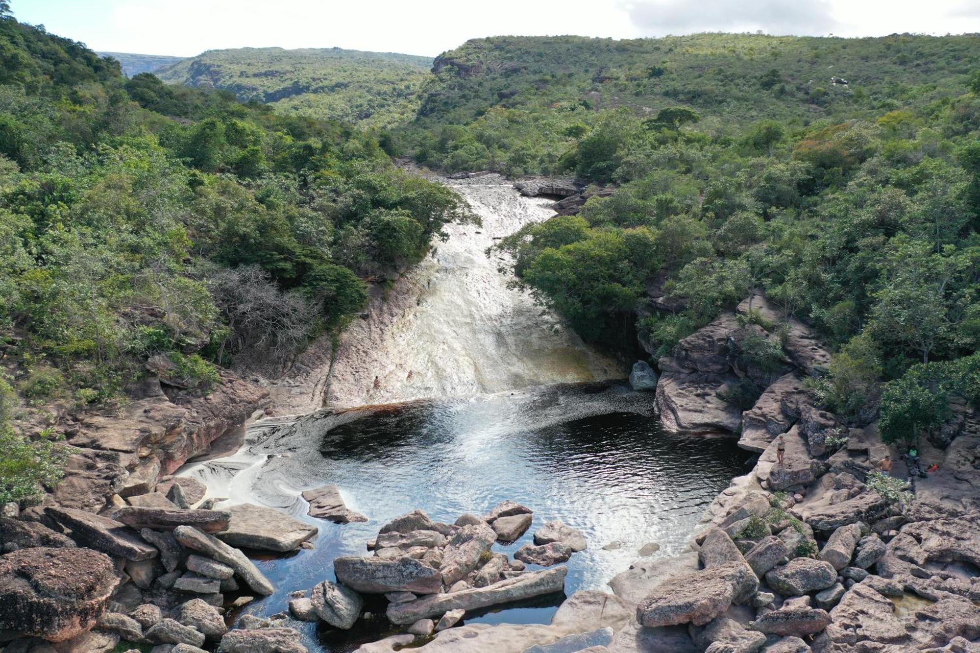 Chapada Backpackers Hostel Agencia Ленсойс Экстерьер фото
