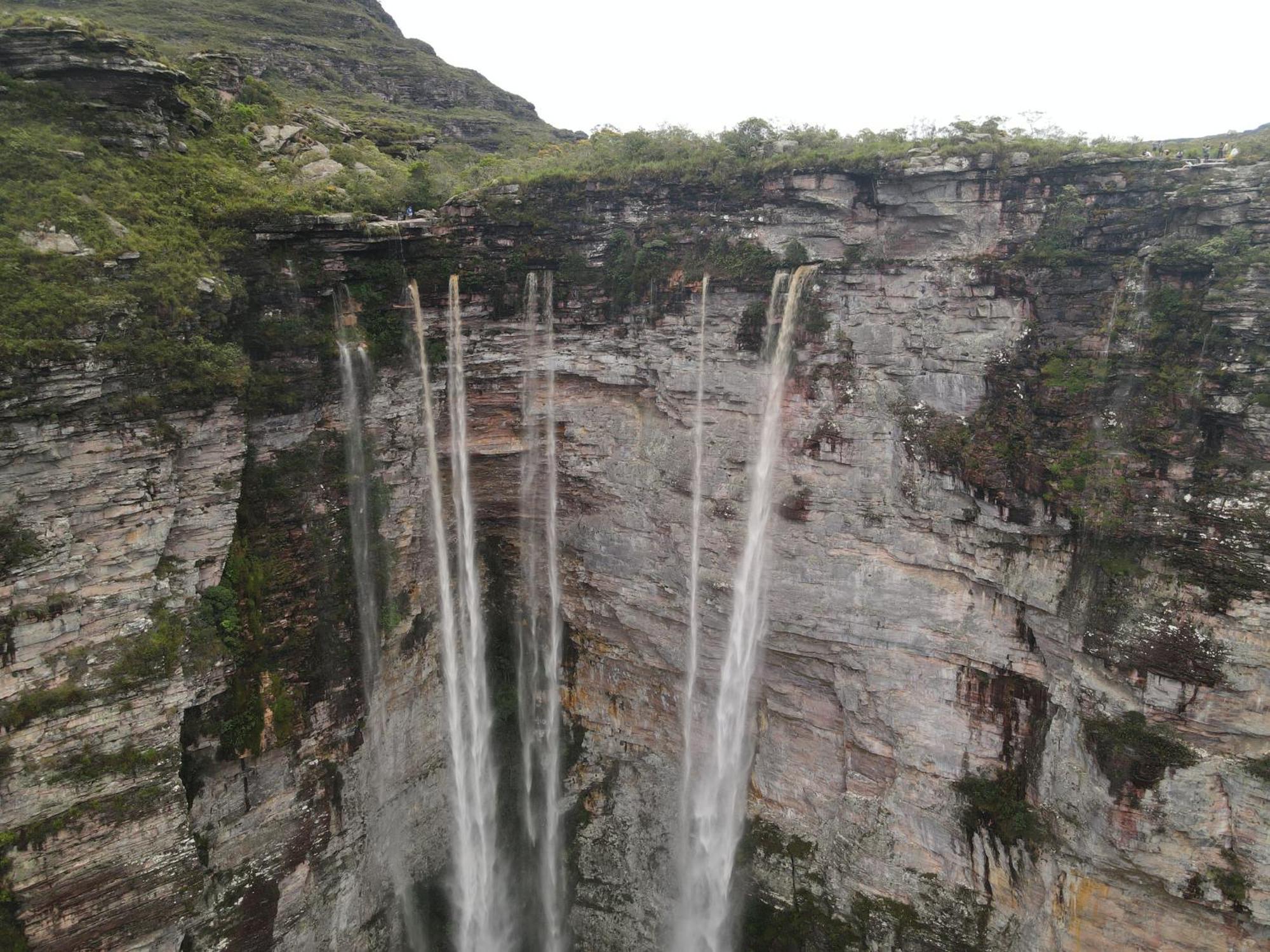 Chapada Backpackers Hostel Agencia Ленсойс Экстерьер фото